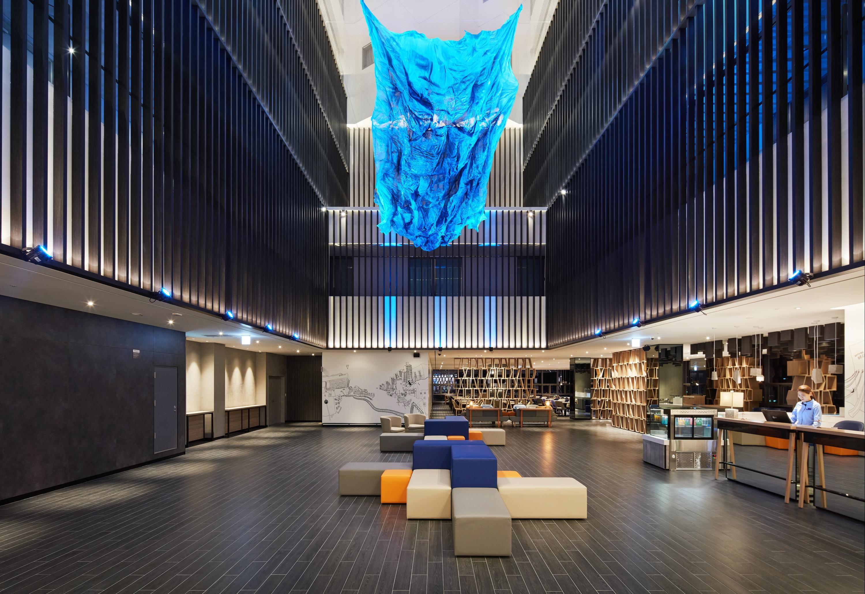 habitacion ramblas oriente atiram